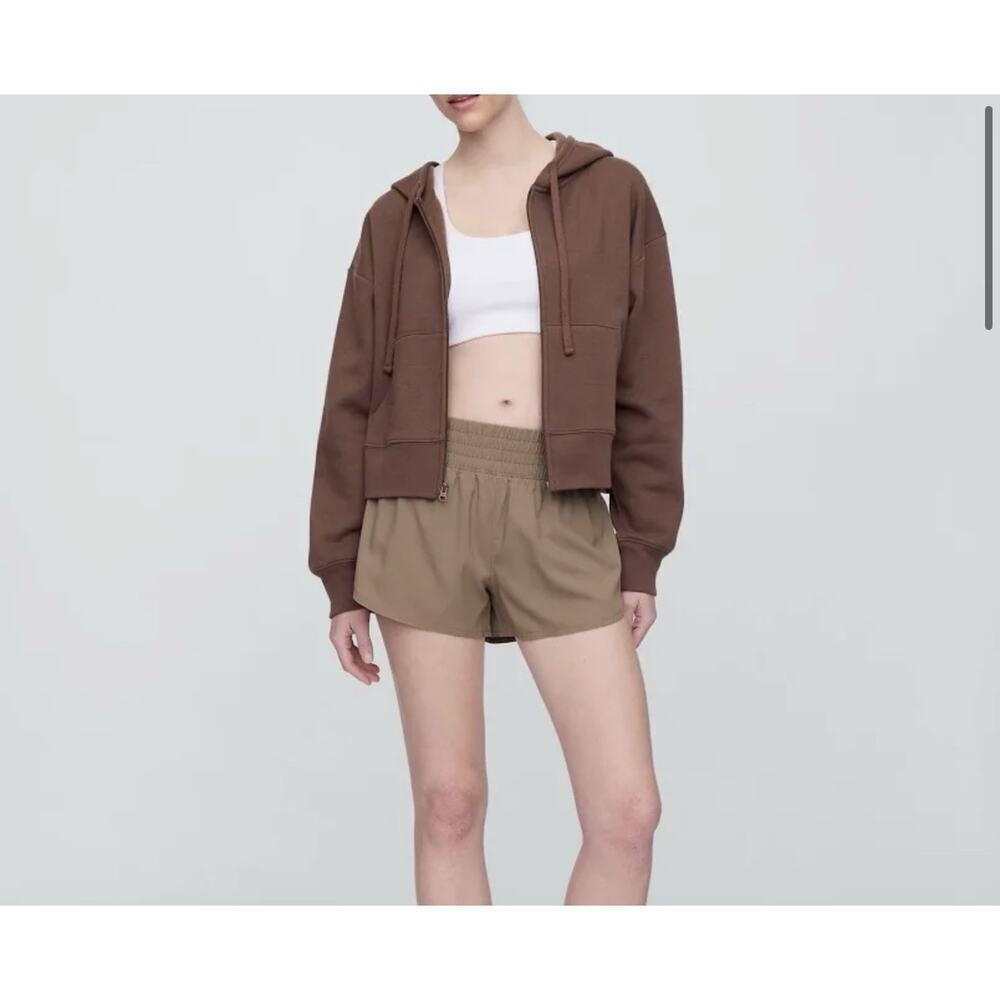 Gap Women's Gapfit 3" Mid Rise Runaround Shorts Size XXL Taupe Brown